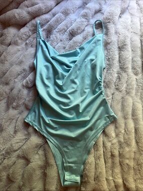 Light blue fitted bodysuit